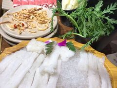 -东巴人鱼豆花火锅(幸福街店)
