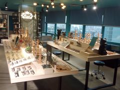 -Trend1881视光·蔡司视觉(领展广场店)