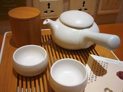 -全季酒店(重庆李子坝牛角沱地铁站店)