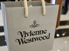 -Vivienne Westwood(上海来福士广场店)