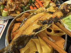-鸿顺老铁锅美蛙鱼府(解放碑店)