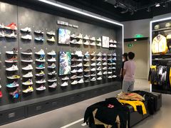 -李宁(苏州中心店)
