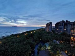 -三亚湾海居铂尔曼度假酒店