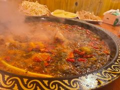 -三道苗苗鱼·美蛙黄辣丁(八里店)