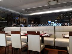 -爱丽丝牛排西餐厅(光谷步行街店)