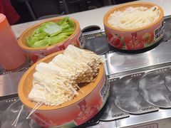 -龍歌自助小火锅(市北台东利群店)
