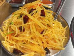 拌土豆丝-马路牙子烧烤音乐酒馆(望京店)