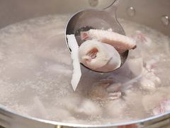 -东椰·海南椰子鸡火锅(朝阳门店)