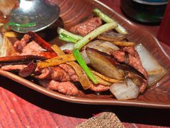 彝族辣炒牛肉-花马天堂云南餐厅 Lost Heaven(外滩店)