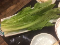 油麦菜-百味源炭火烤翅 ·夜市大排档(酒仙桥店)