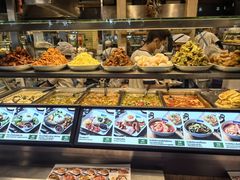 -Pier 21 (Terminal 21 Asok)