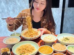 -裕兴记•蟹黄面馆(人民广场店)