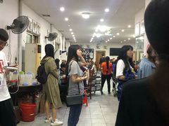 等位区-红星光发煲仔饭(大石街店)