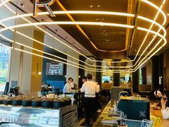 -星巴克臻选(上海虹桥新天地三店)