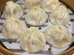 蟹粉小笼包-馋三尺蟹粉小笼(人民广场店)