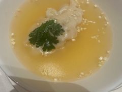 灌汤海胆鱼翅饺-香港龙凤楼(陆家嘴中心店)
