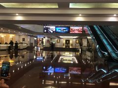 -广东大厦酒店(广州北京路步行街纪念堂地铁站店)