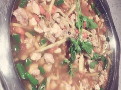 -兔行天下-鸿鹤鲜锅兔(中海国际店)