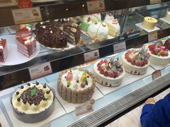 -罗森尼娜(德思勤店)