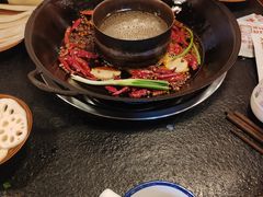 -渝井巷重庆老火锅(沈阳吉祥店)