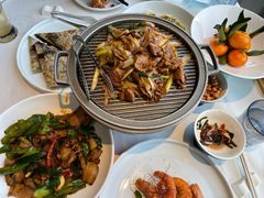 经典葱爆小羔羊肉-悦融·京鲁菜·露台花园(安定门店)