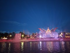 -七彩云南欢乐世界