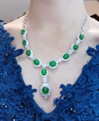 -北京七彩云南翡翠珠宝旗舰店(月坛店)