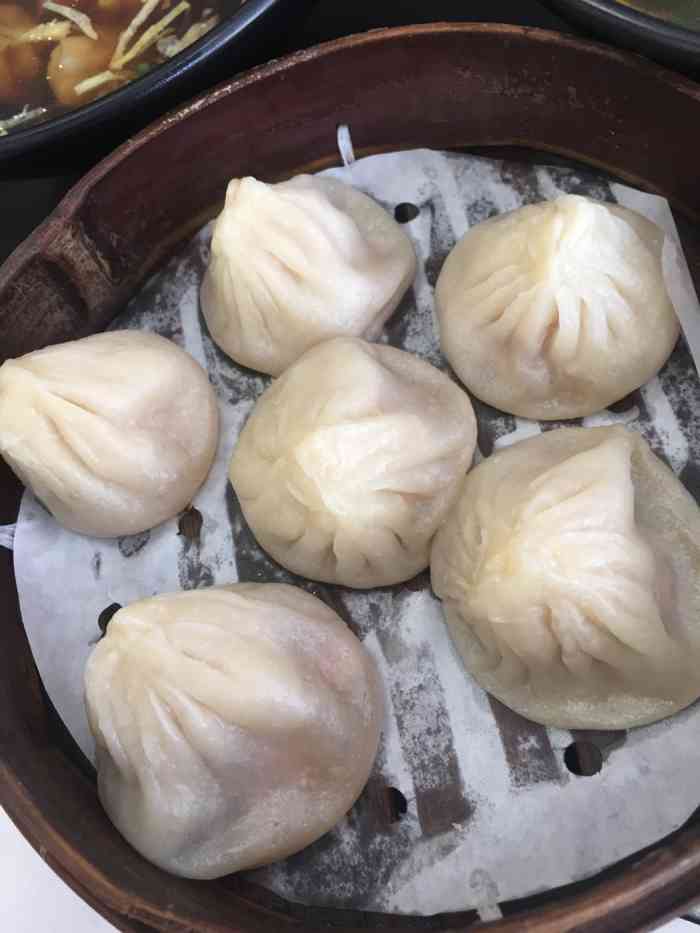 新亚大包云南南路店