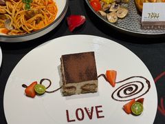 -静香HOUSE·全时段融合餐厅(七星欢乐颂店)