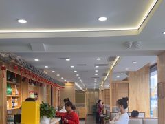 -啊美丽炭火烤肉(滑翔一店)