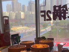 -龍歌自助小火锅(市南金茂湾店)