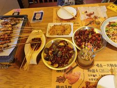 -喝丢一只鞋海鲜烧烤·海肠捞饭(东关街店)