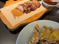 -大头虾越式风味餐厅(光明广场店)