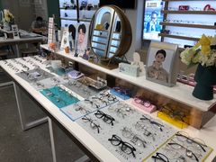 -无界眼镜MaxLess(南翔印象城店)