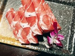 涮锅小羔羊肉片-养心殿台式养生锅(铜锣湾店)