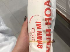 -Bánh Mì Huynh Hoa
