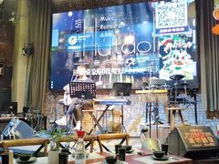 -胡桃里乐队酒馆(鎏嘉码头店)