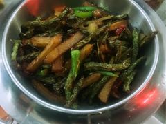 -天天向上素食餐厅(五台山店)