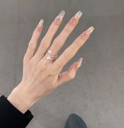 -赢韵美甲美睫瑞士净斑中心