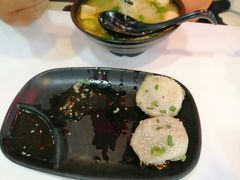 -小杨生煎(金山百联购物中心3楼店)