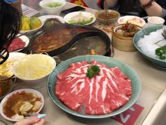 -赵美丽·重庆社区火锅·直营店(火车东站·中豪国际店)