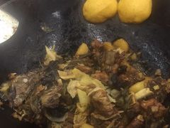 -屯老二农家铁锅炖·行业领军者(梅江店)