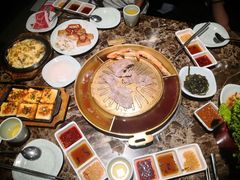 -猪啊牛呀羊啊铜盘烤肉(正大广场店)