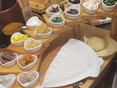 -香麒园·过桥米线·南湖雅宴