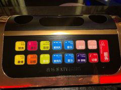 -音乐派KTV(银泰城店)