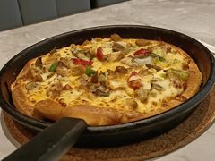 新奥尔良风情烤肉比萨-必胜客(漕宝路店)