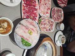 -四点金粥底火锅(沂州里店)