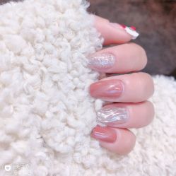 -Pink You美甲洗眉纹绣定制中心