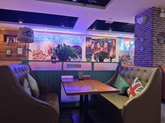 -豪客嘉族·麦尼顿西餐厅(乐福天下店)