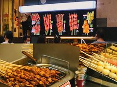 -八一路好吃街(雨田商务大厦店)